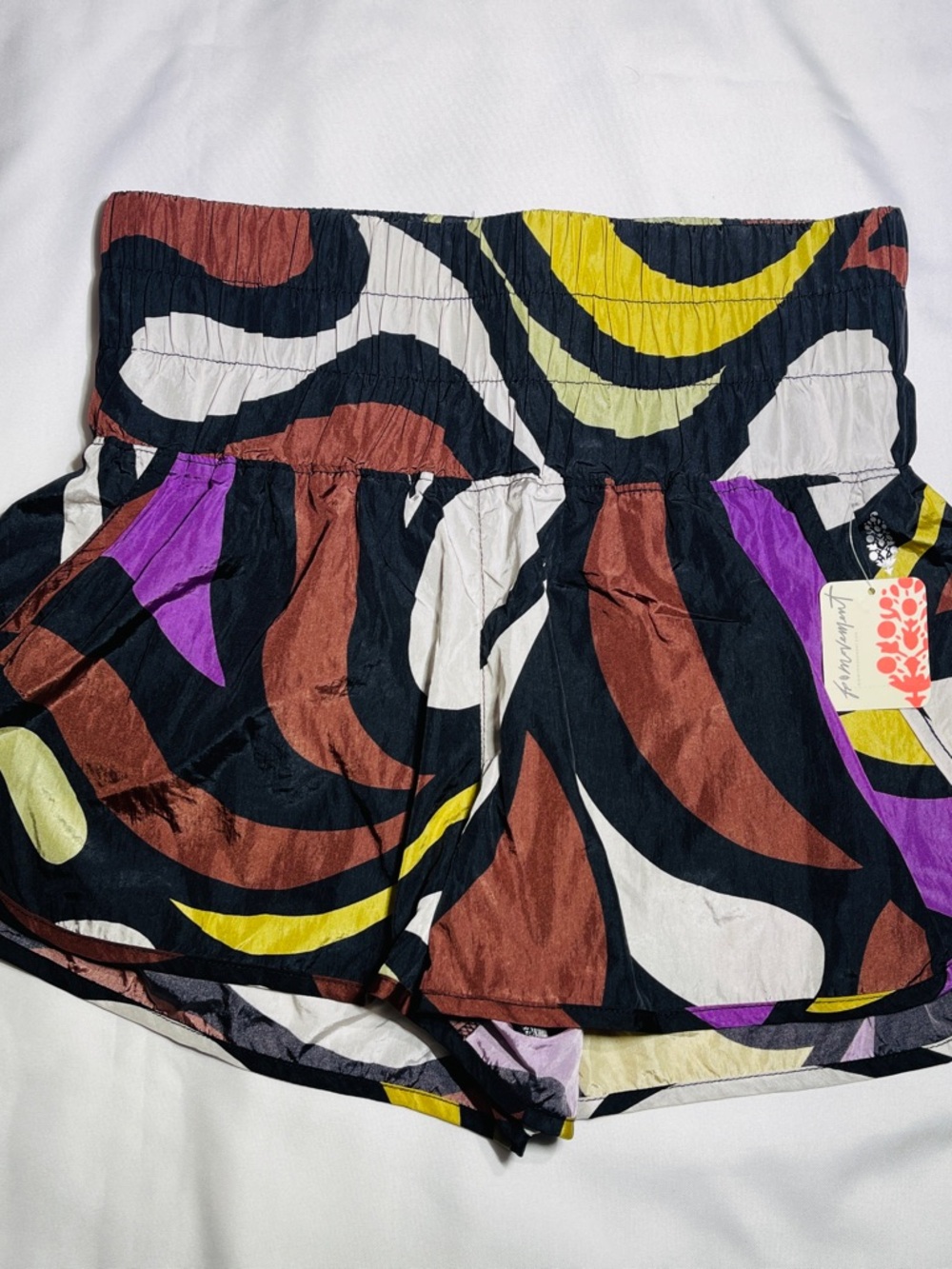 Vibrant Abstract Print High-Waist Shorts - Multicolor